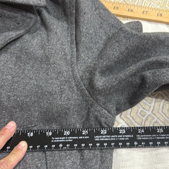 (N5) Old Navy: vintage Men's Wool Blend Peacoat, Size M - Picture 7 of 11